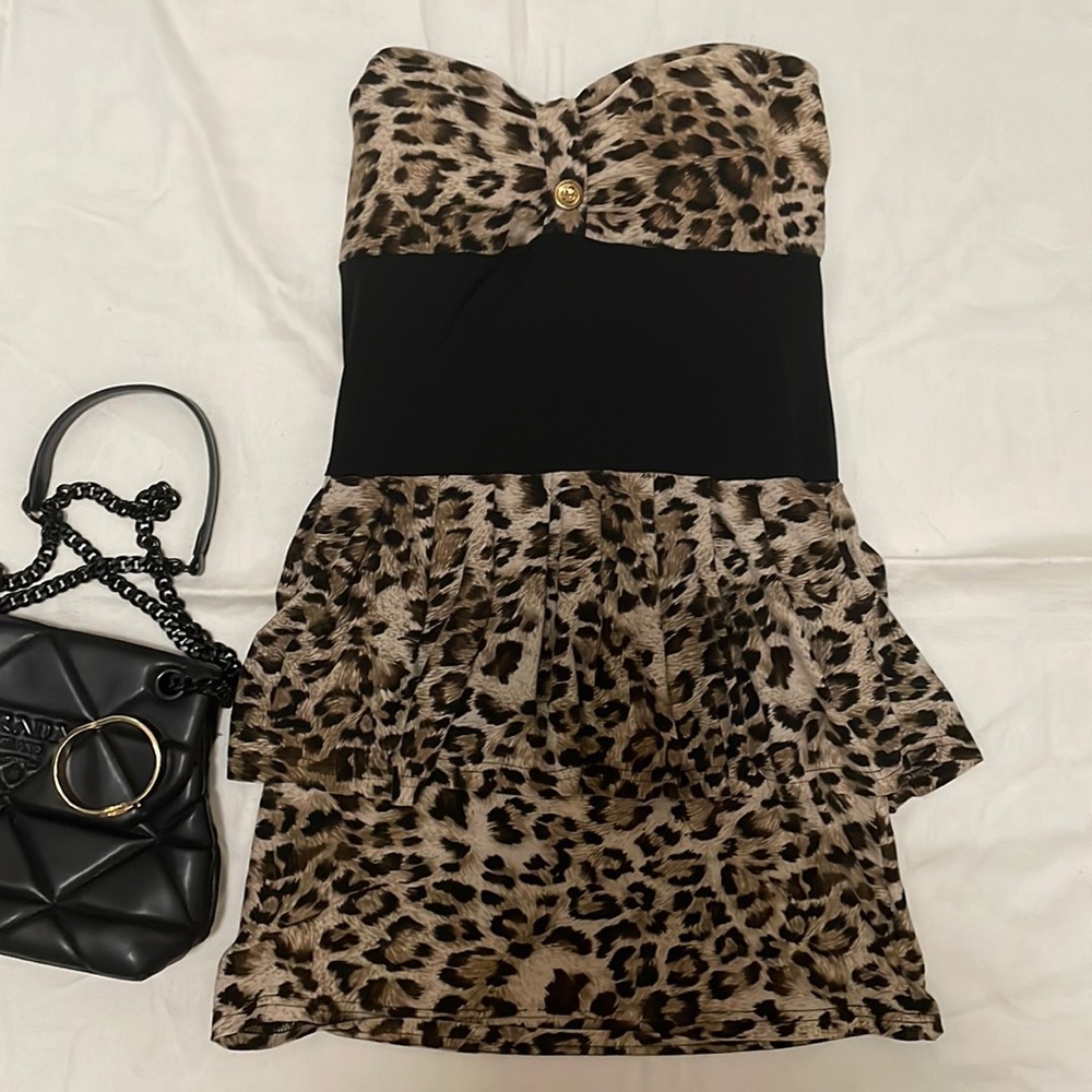 Cute leopard print dress. Size S